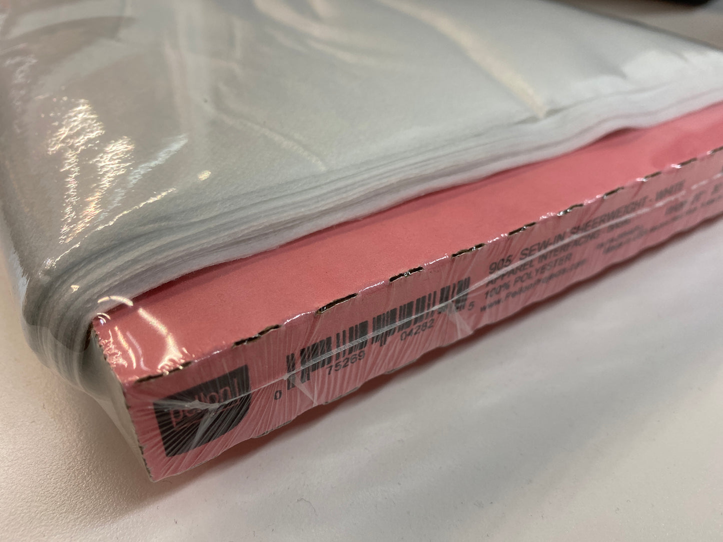 905 Sew-In Sheerweight - Black Rabbit Fabric Inc.